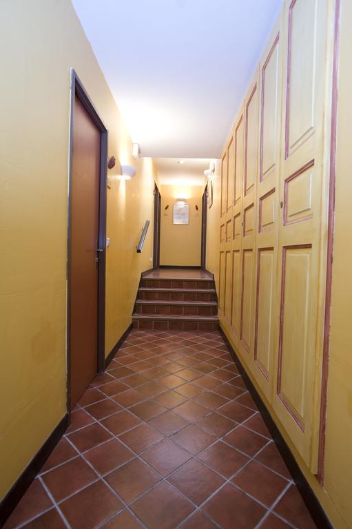 איגוינס Le Vieux Chateau חדר תמונה