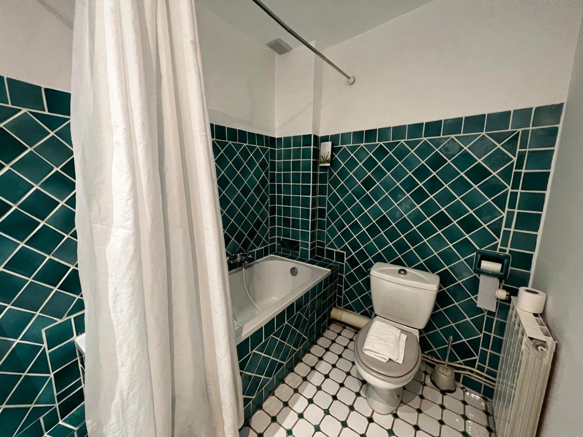 איגוינס Le Vieux Chateau מראה חיצוני תמונה